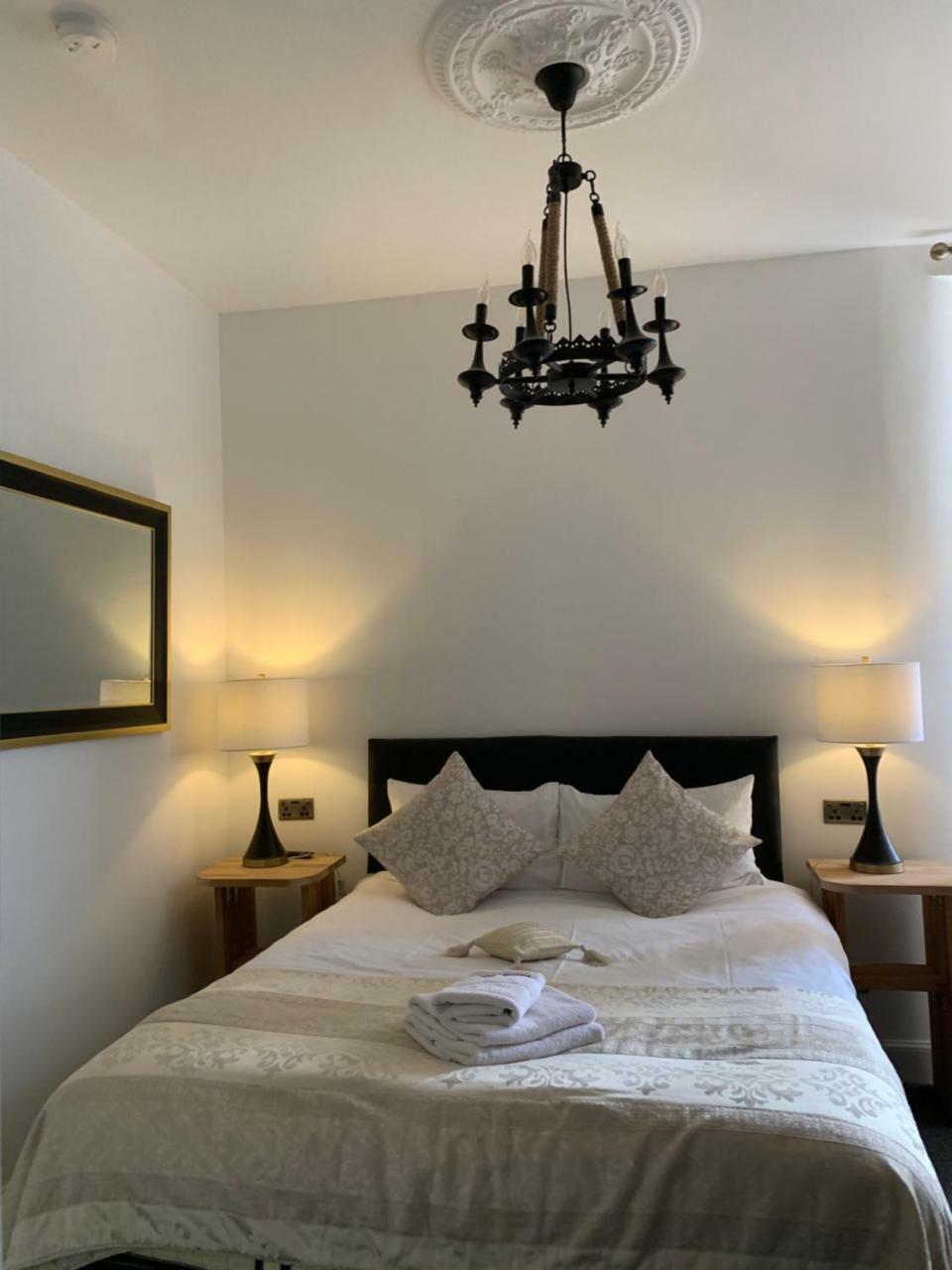 Aparthotel Royal Mile By The Castle EDI