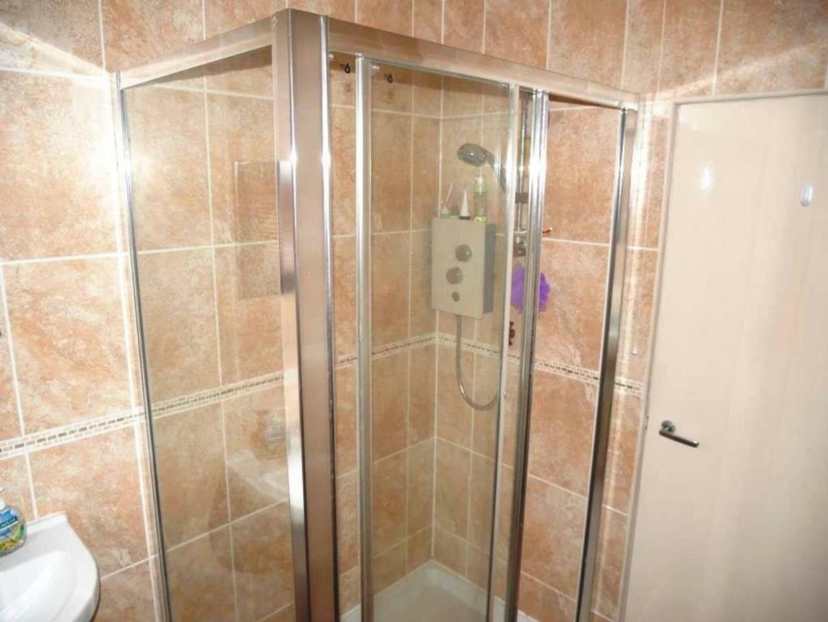 1 Bed In The Heart Of Edinburgh's Old Town Apartment