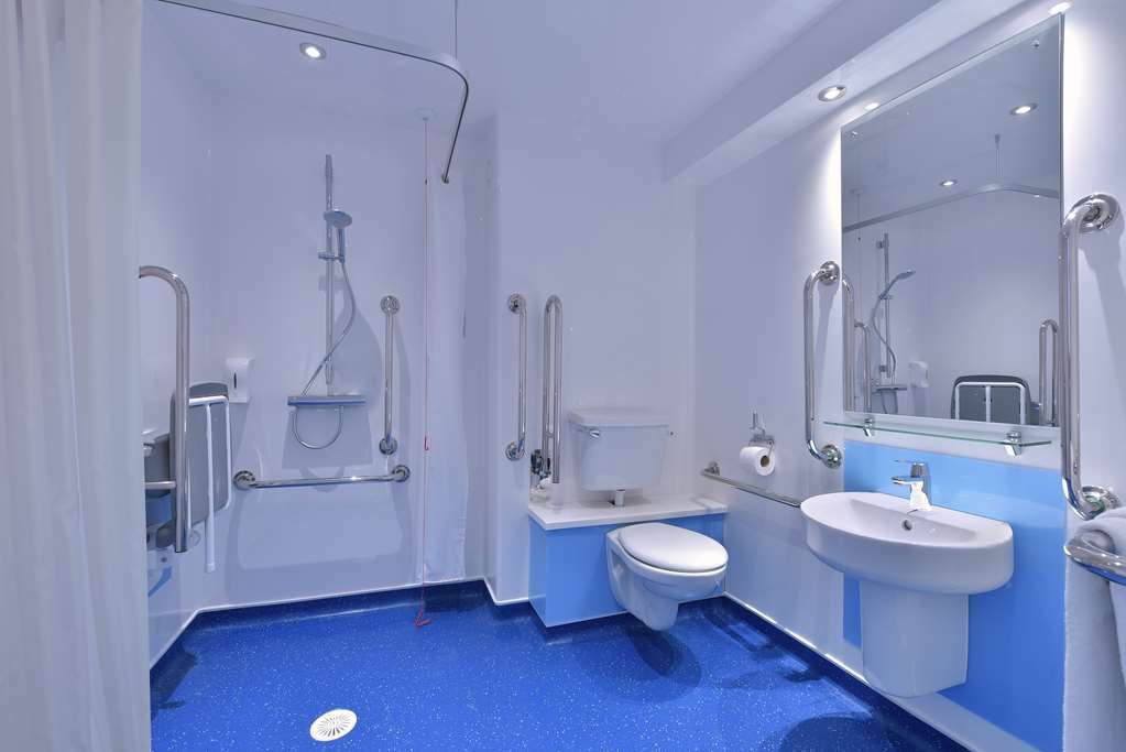 Travelodge Waterloo Place Edinburgh