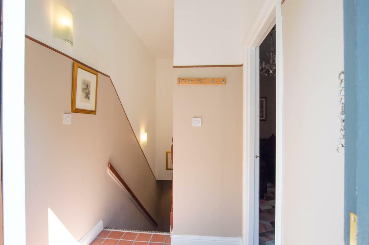Montgomery - Crighton Apartment EDI