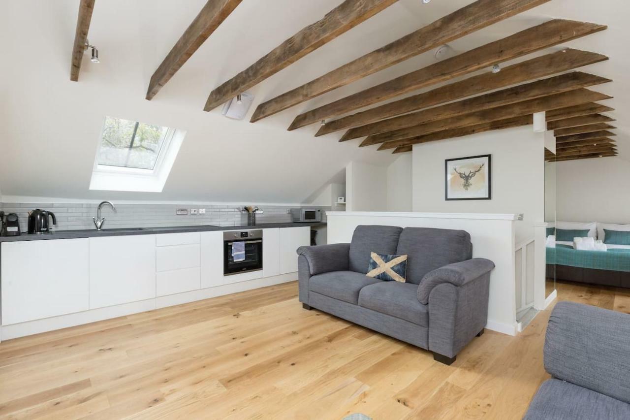 Joivy Trendy 1-bedroom Main Door House In New Town Holiday home *