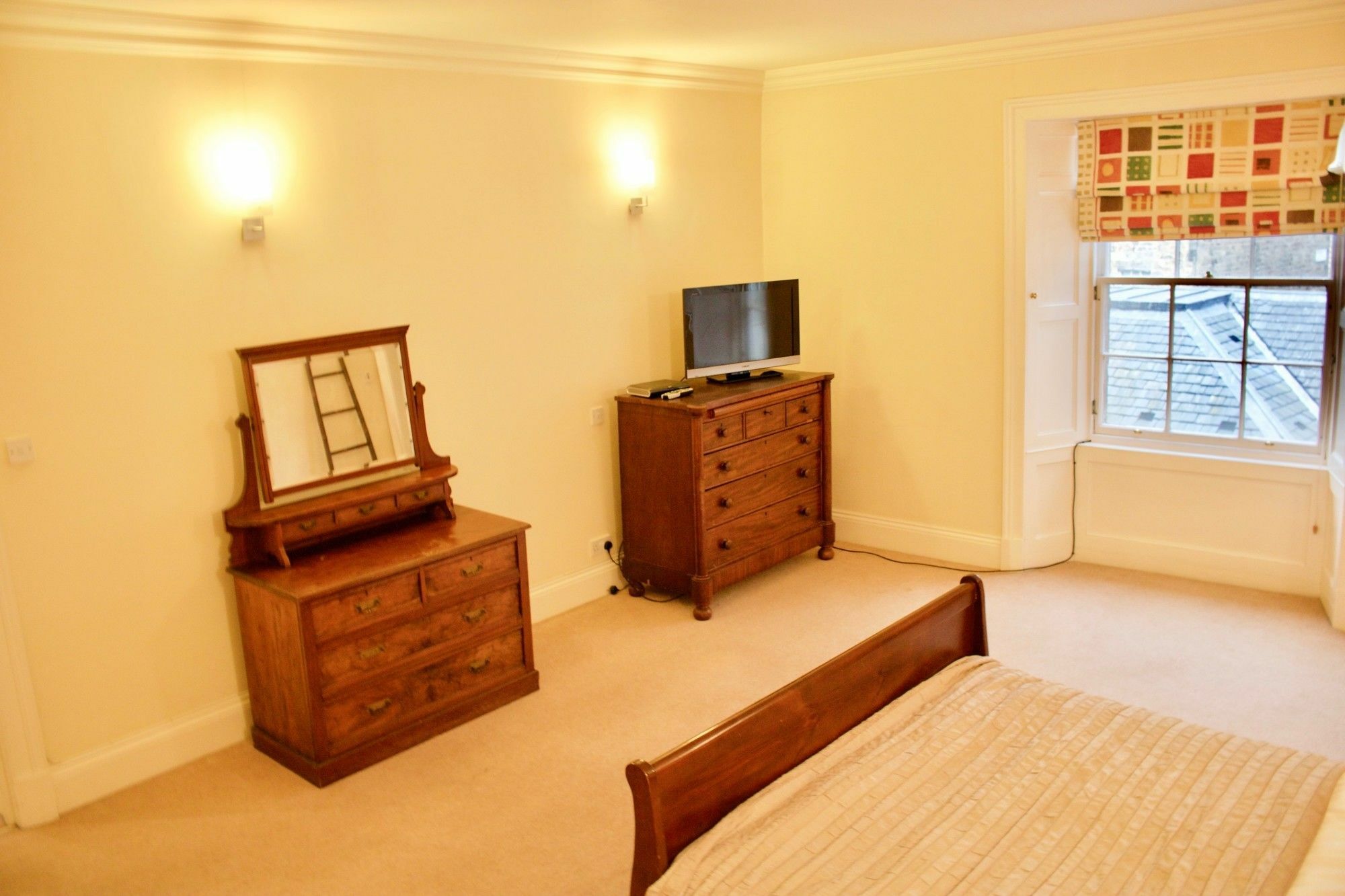 Apartment 2 Bedroom Flat In Newtown,