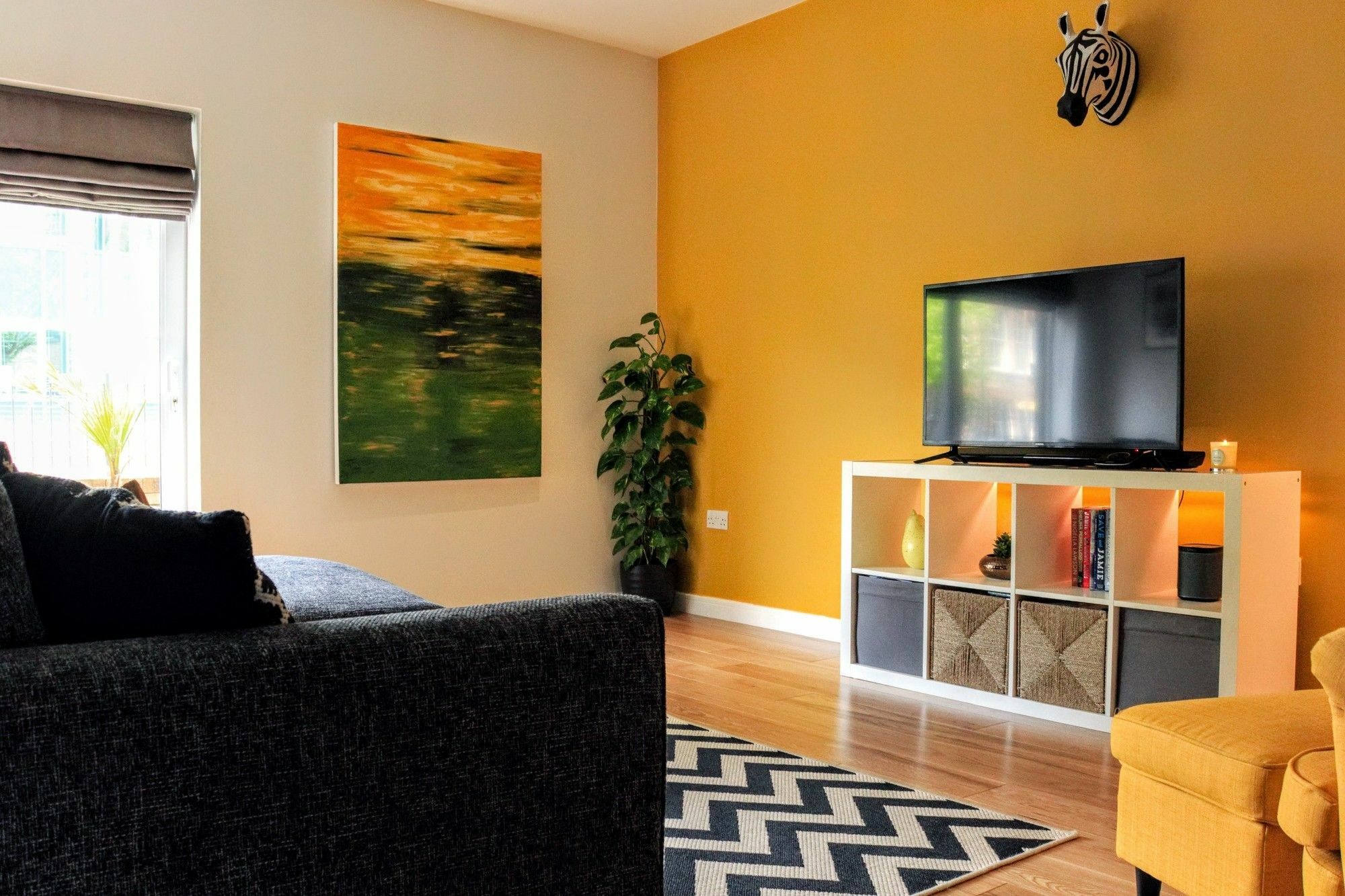 Contemporary With Garden Apartment Edinburgh