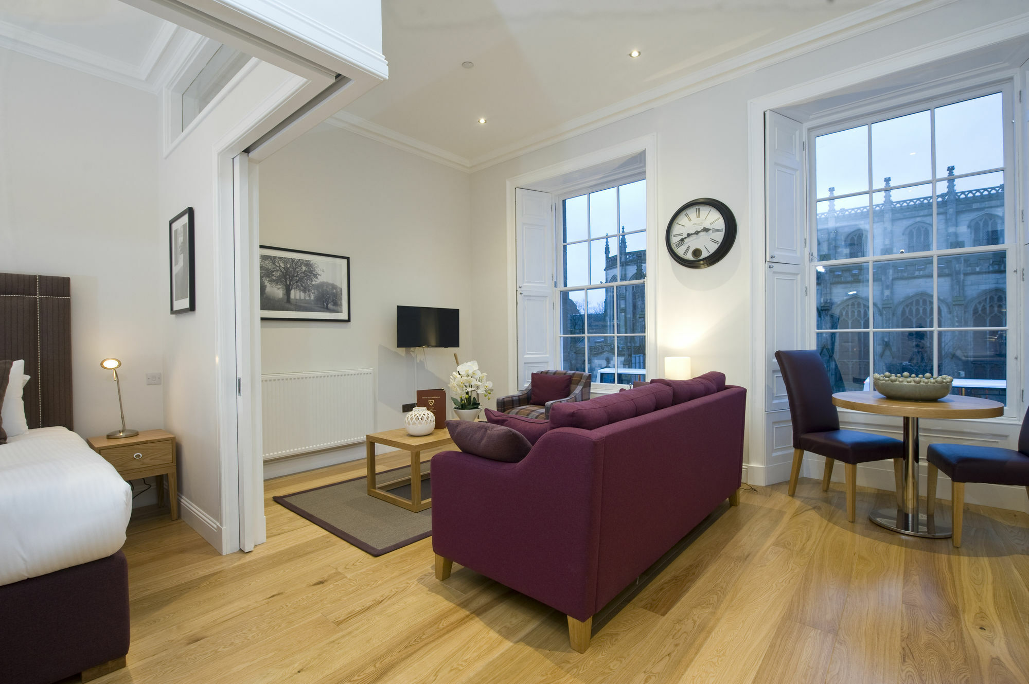 Destiny Scotland - Princes St Apartment Edinburgh