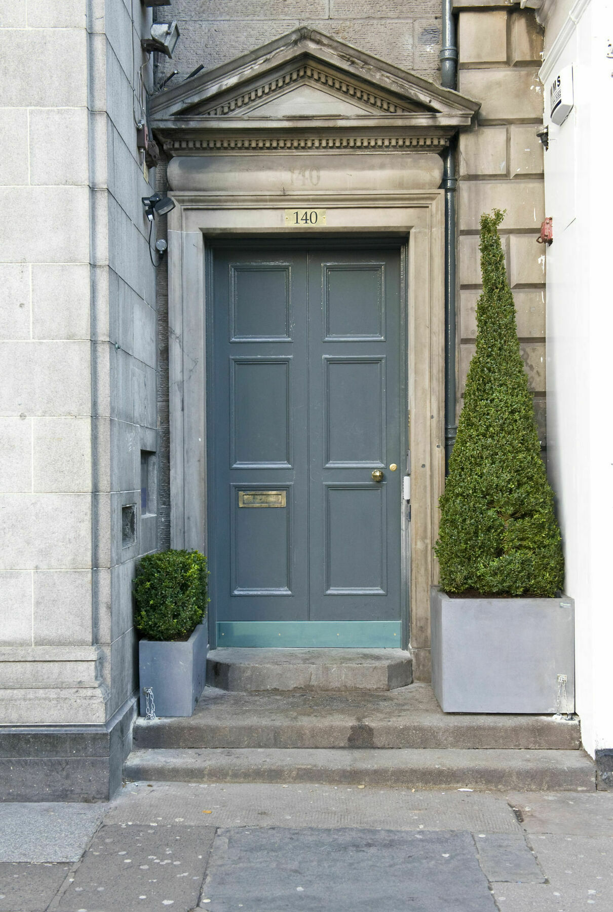 Destiny Scotland - Princes St Apartment