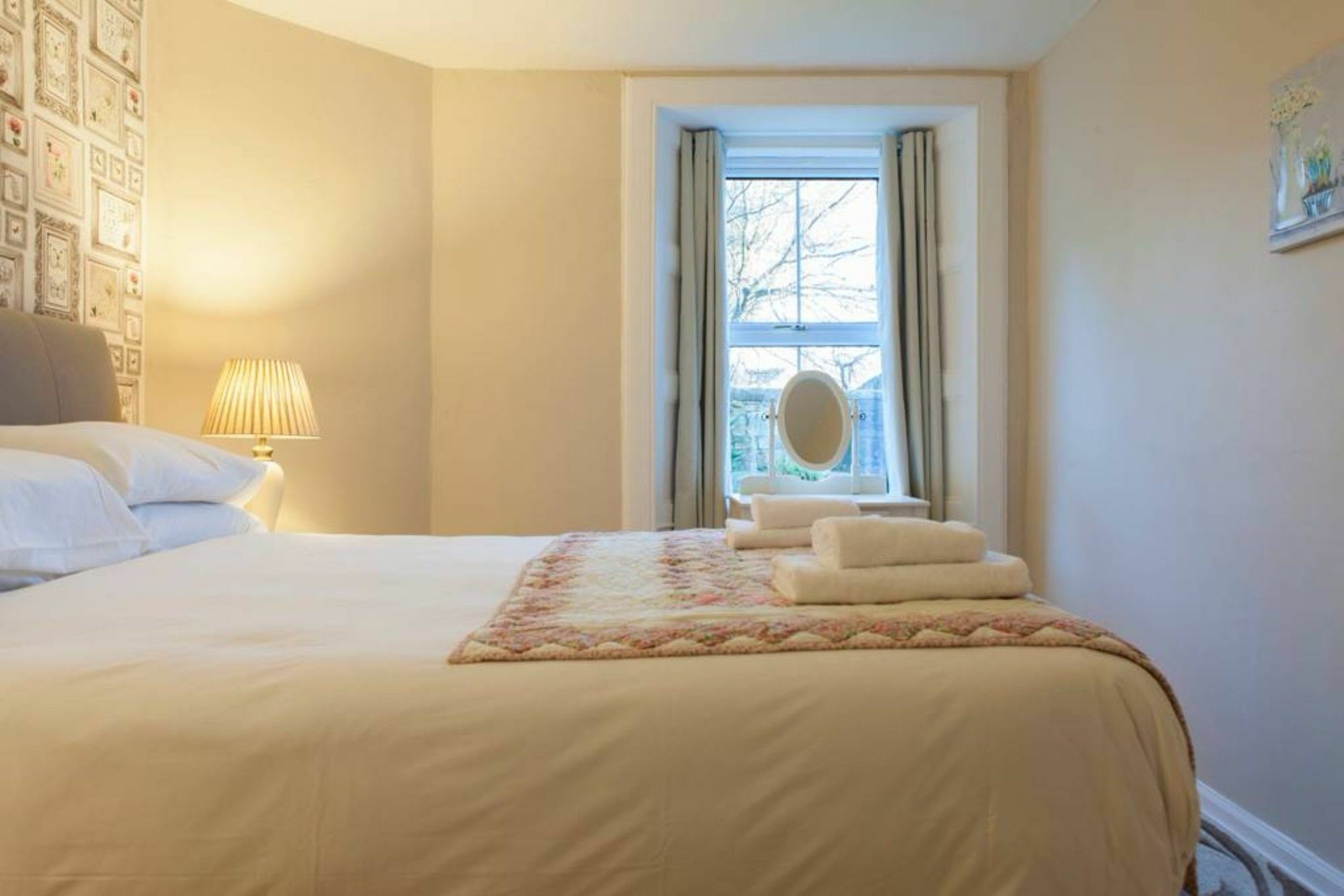1 Bedroom Flat In *