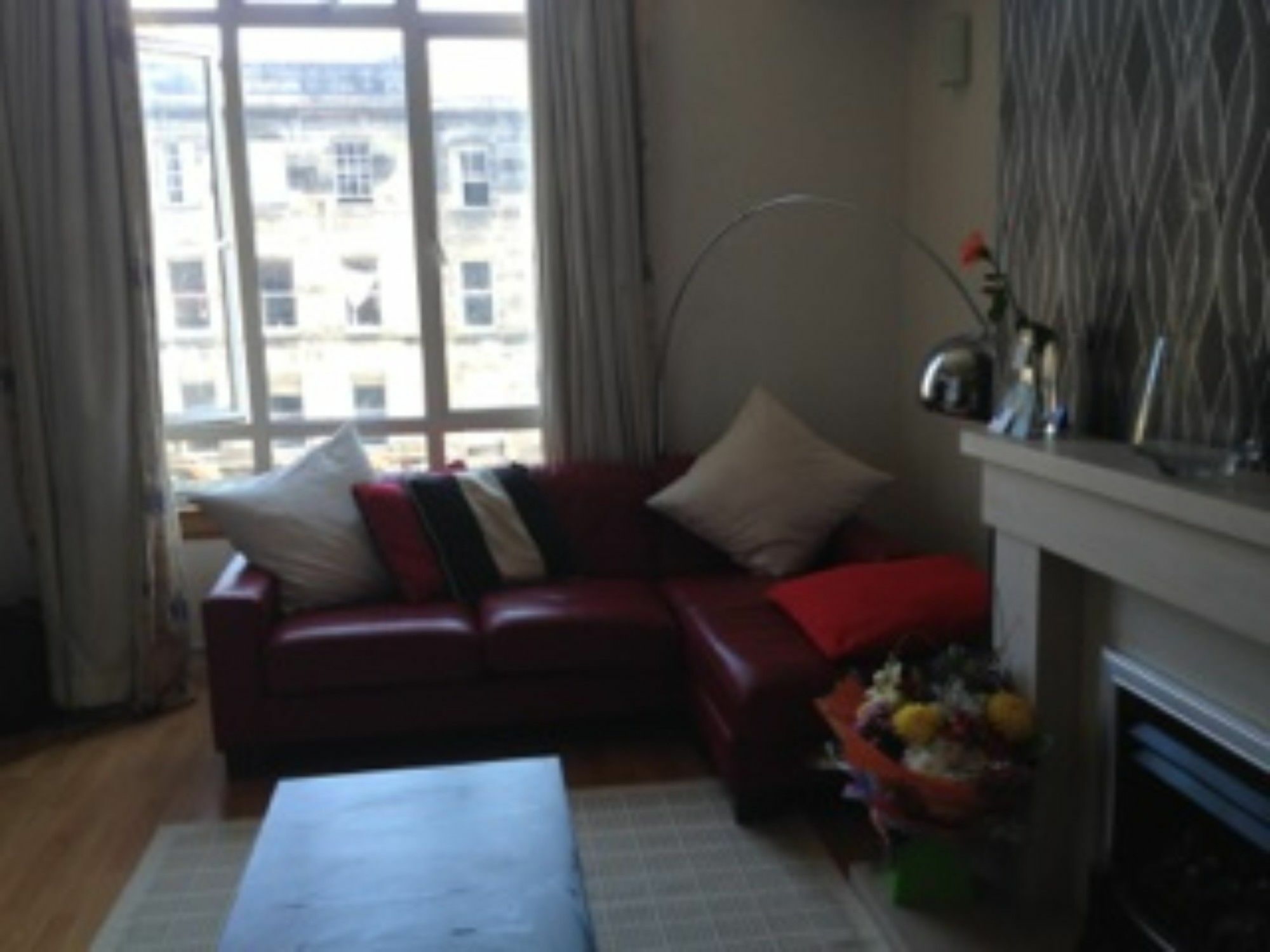 Two Bedroom Flat In * Edinburgh