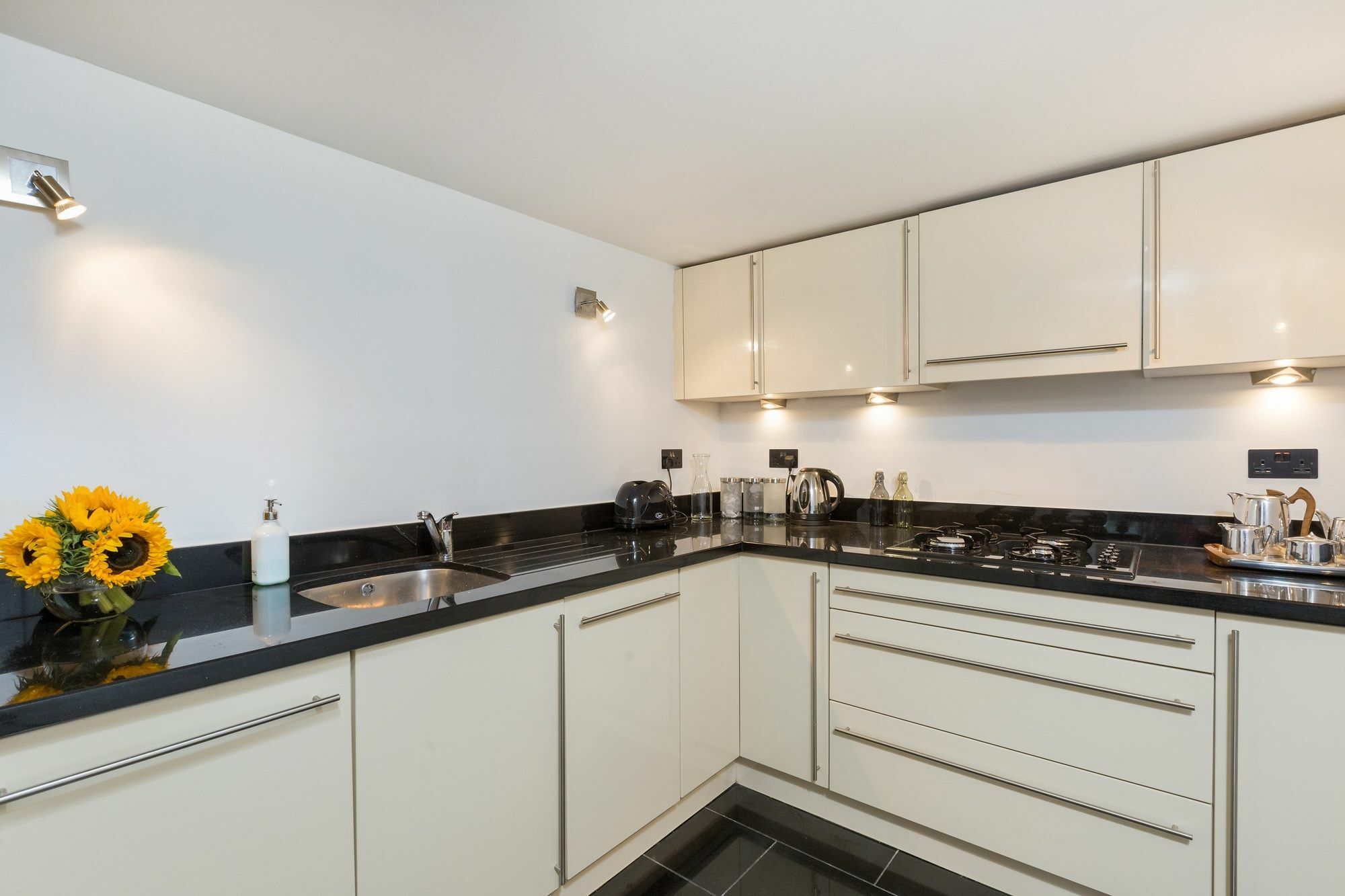Dundas Apartment