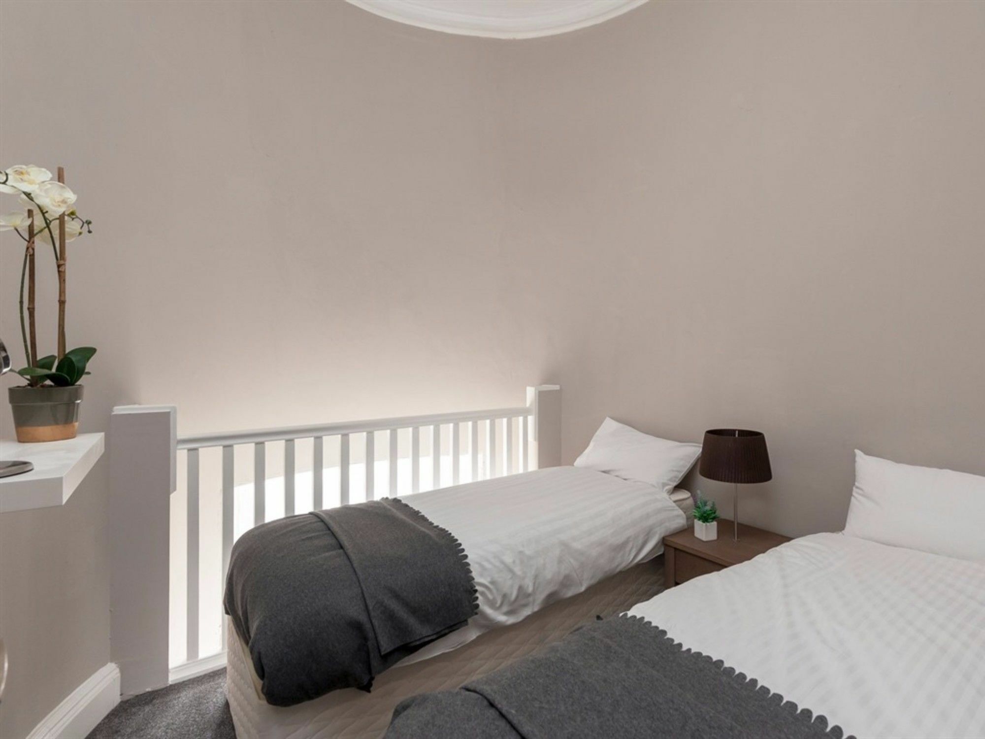 Cornerstone Apartment