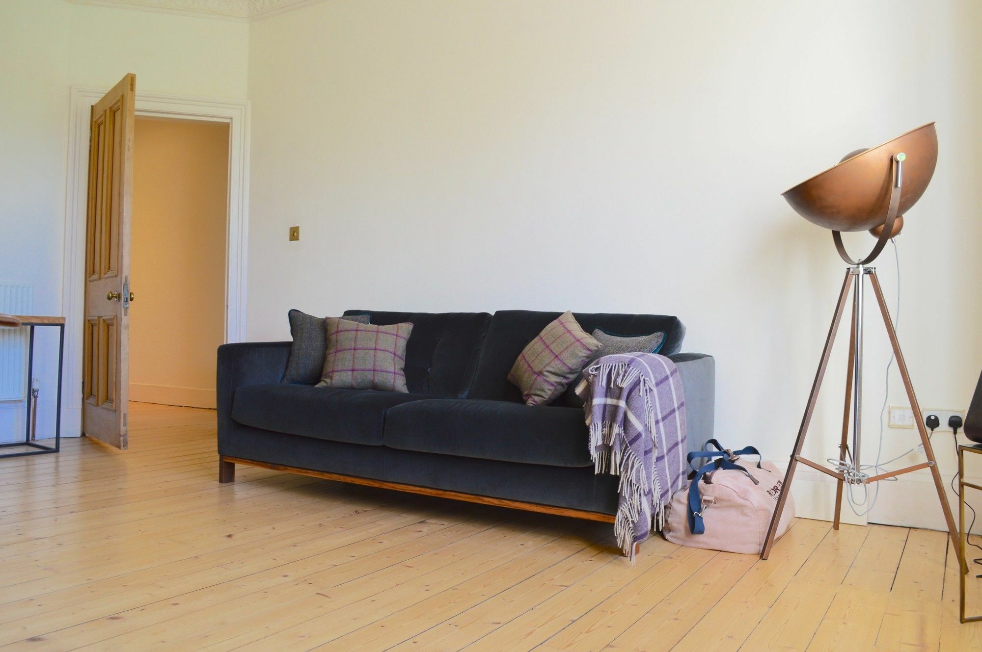 Apartment Sanctuary In The Scottish Capital, Sleeps 3 Guests Edinburgh