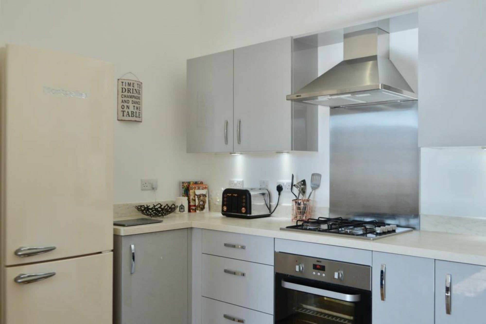 2 Bedroom In Pilton *
