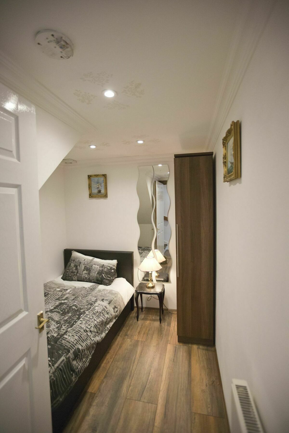 Wonderful Over Two Floors *