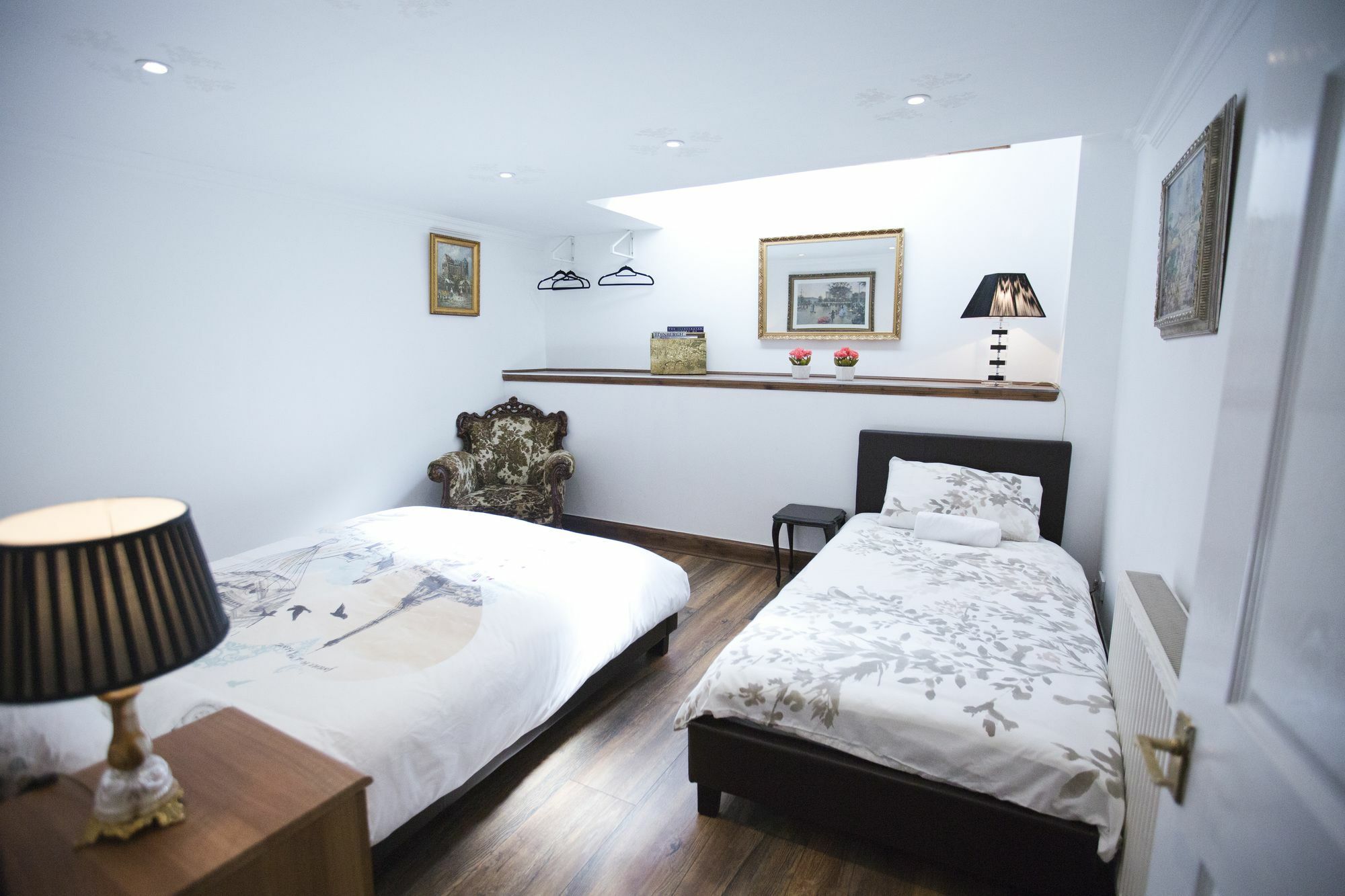 Wonderful Over Two Floors Apartment *