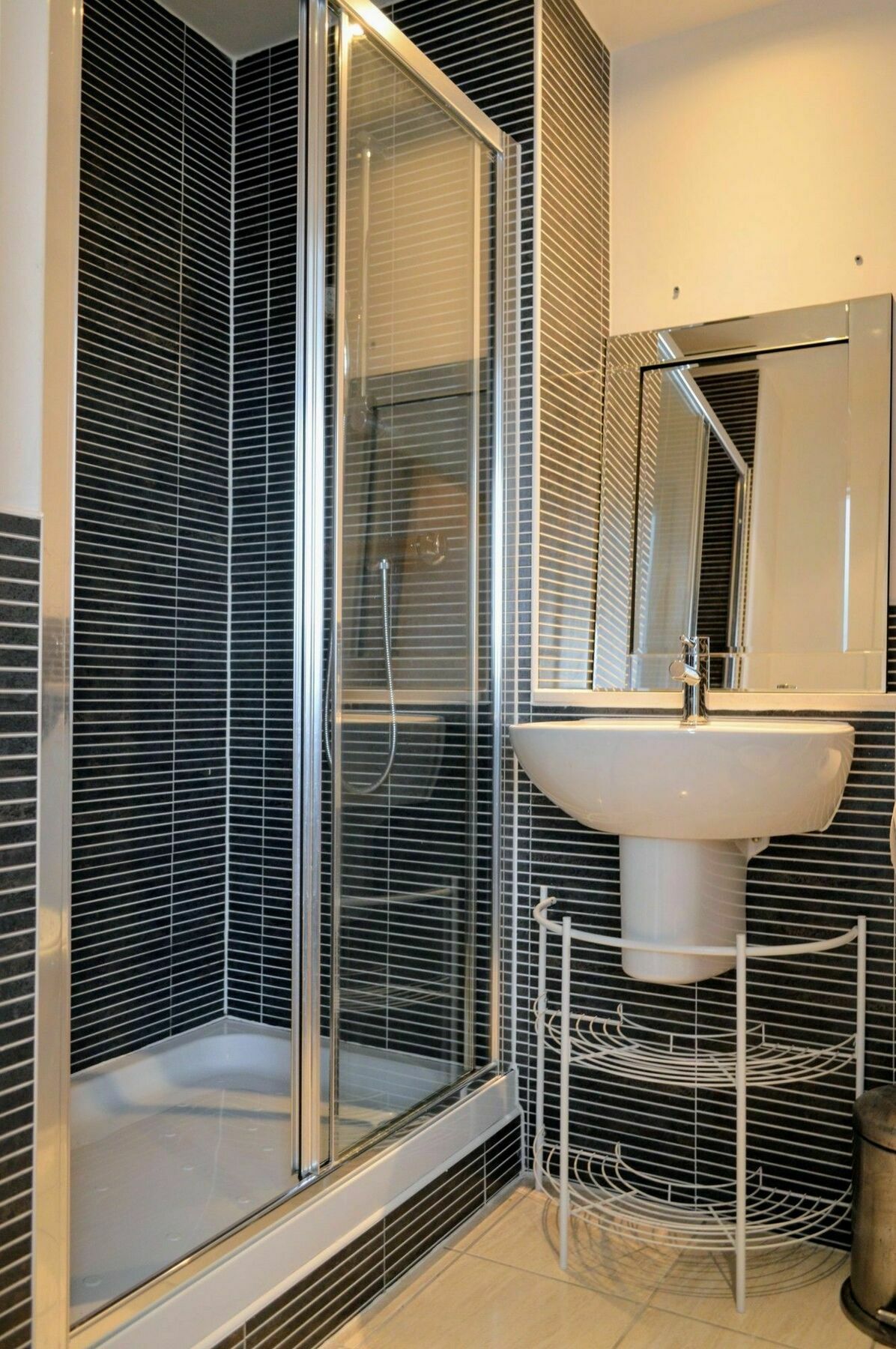 Views Over Forth Flat Sleeps 4 Apartment Edinburgh