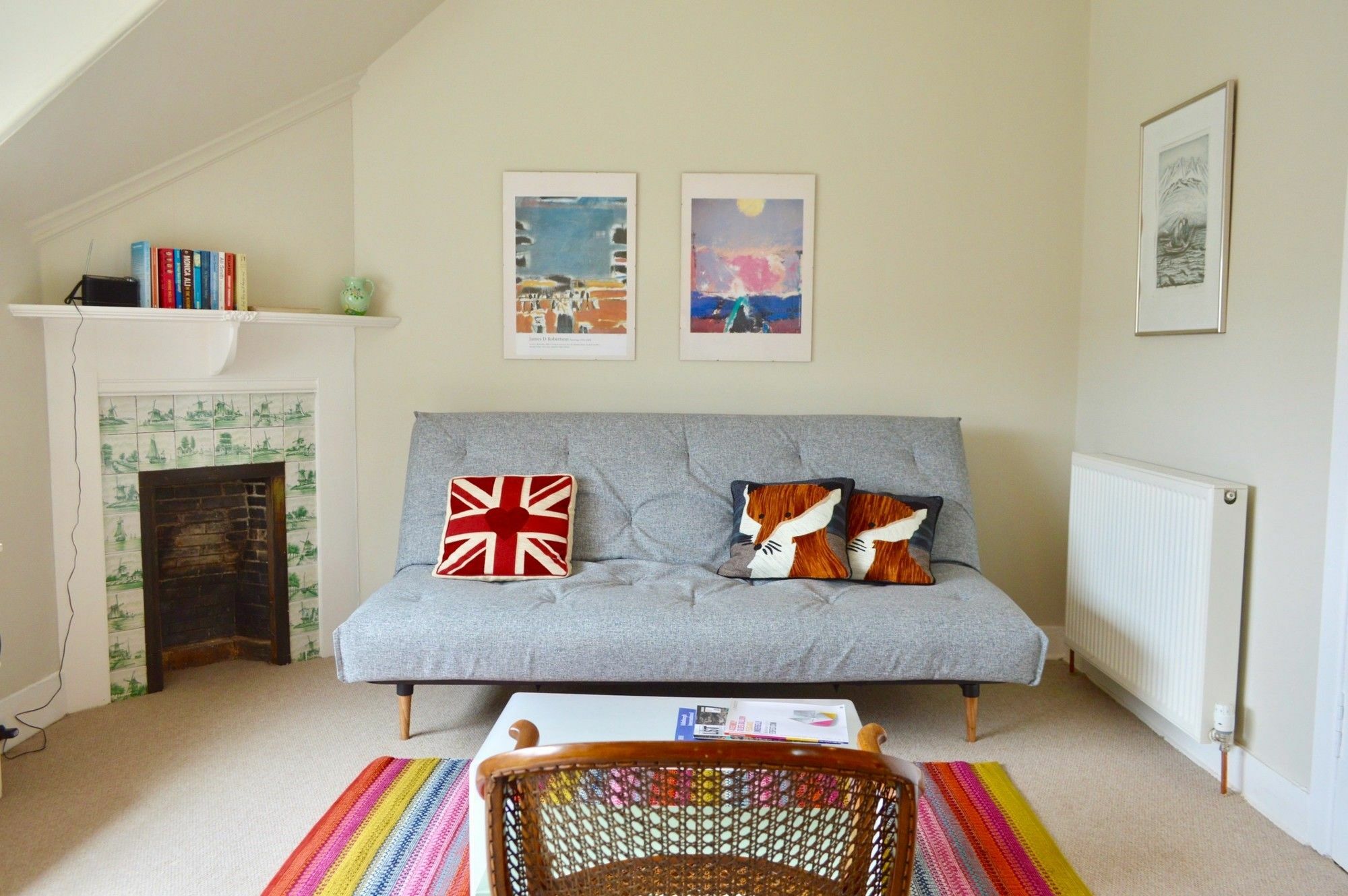 2 Bedroom Flat In Apartment Edinburgh