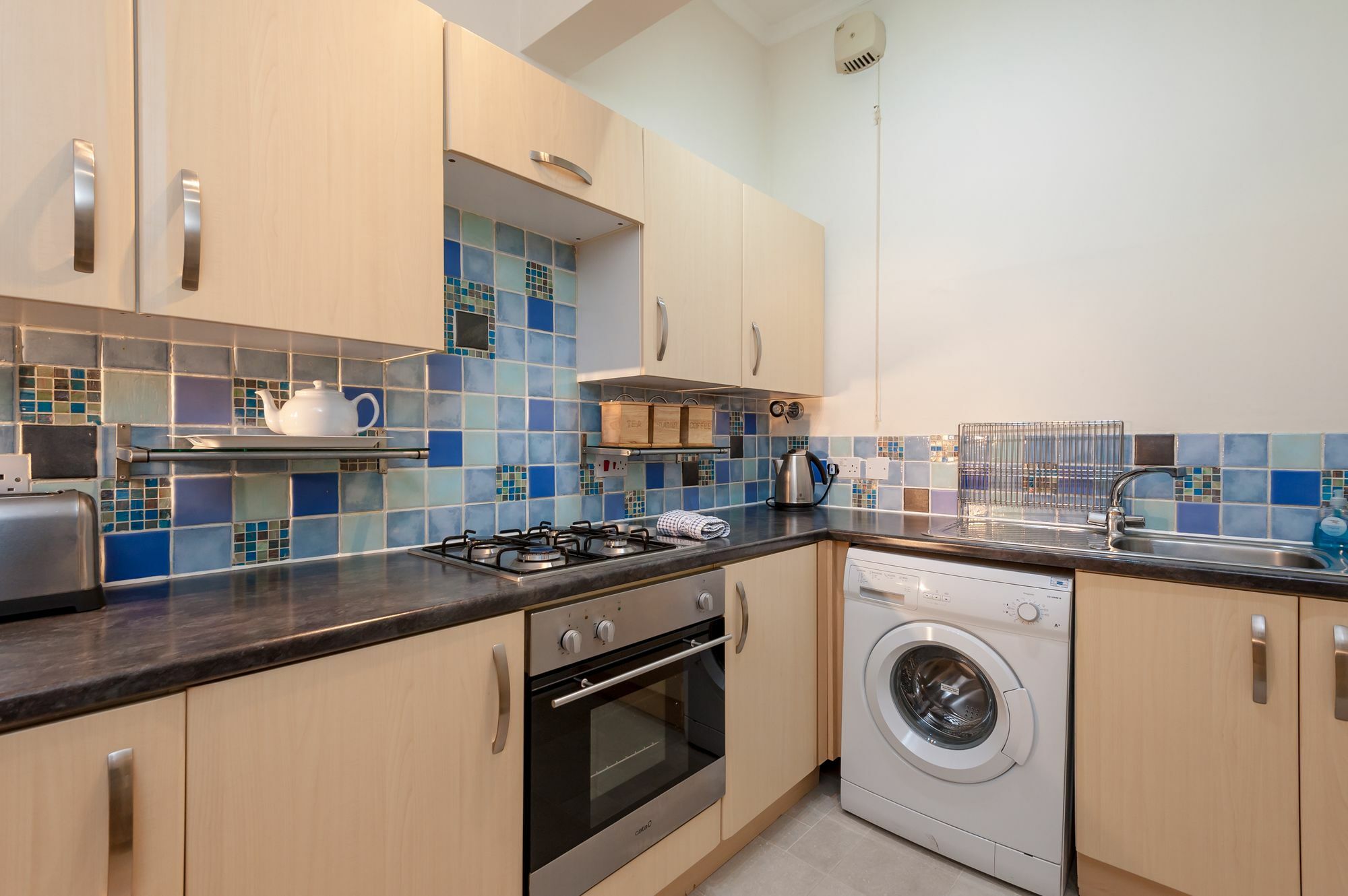 Rossie Heights Apartment *