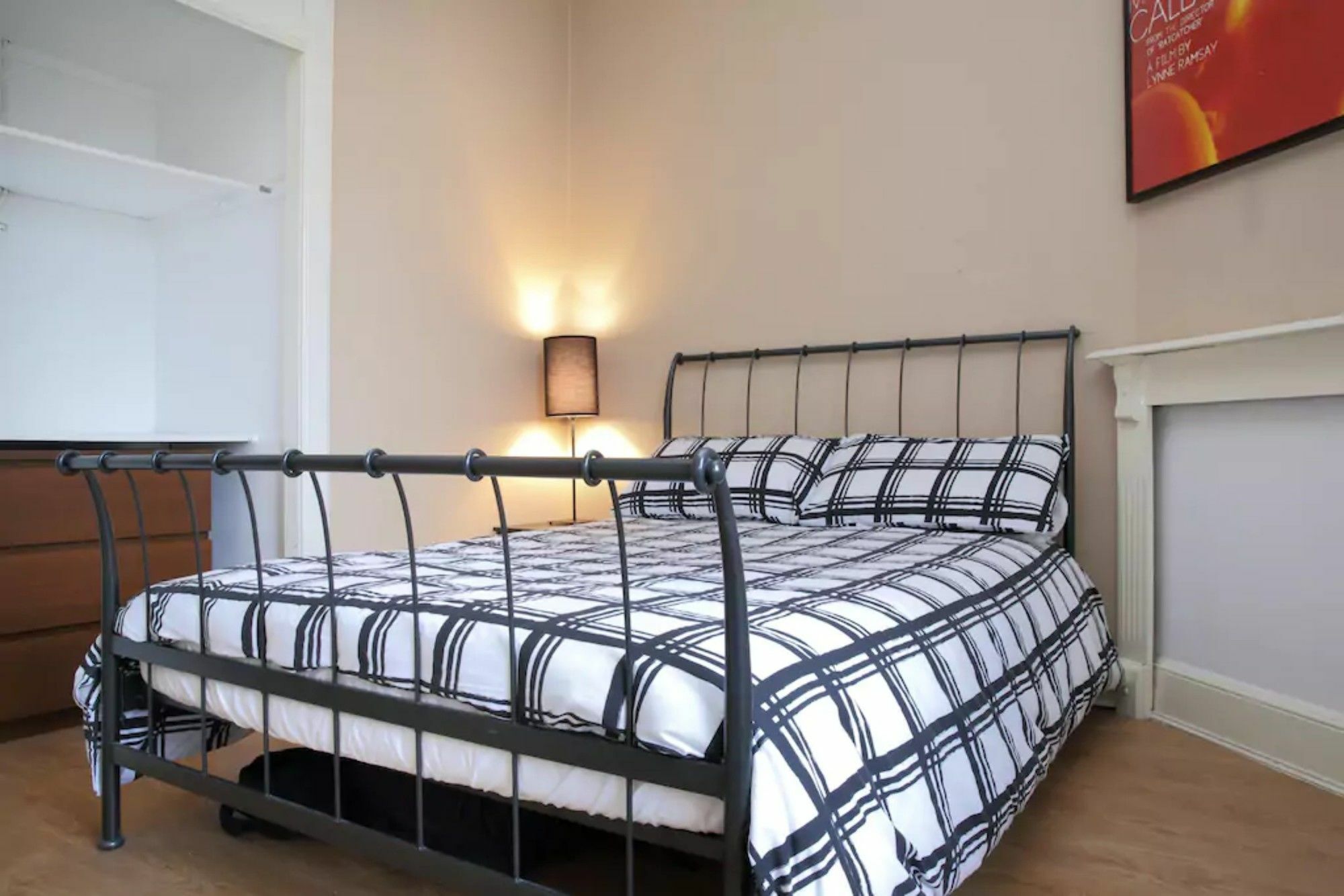 1 Bedroom Near Royal Mile * Edinburgh