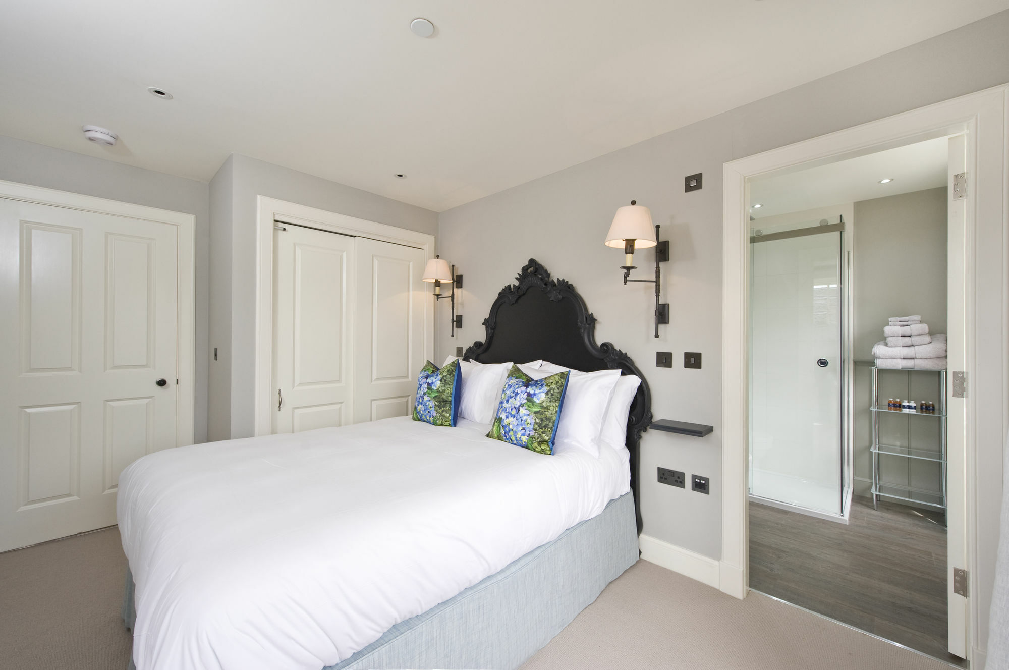 Destiny Scotland - Rutland Apartment