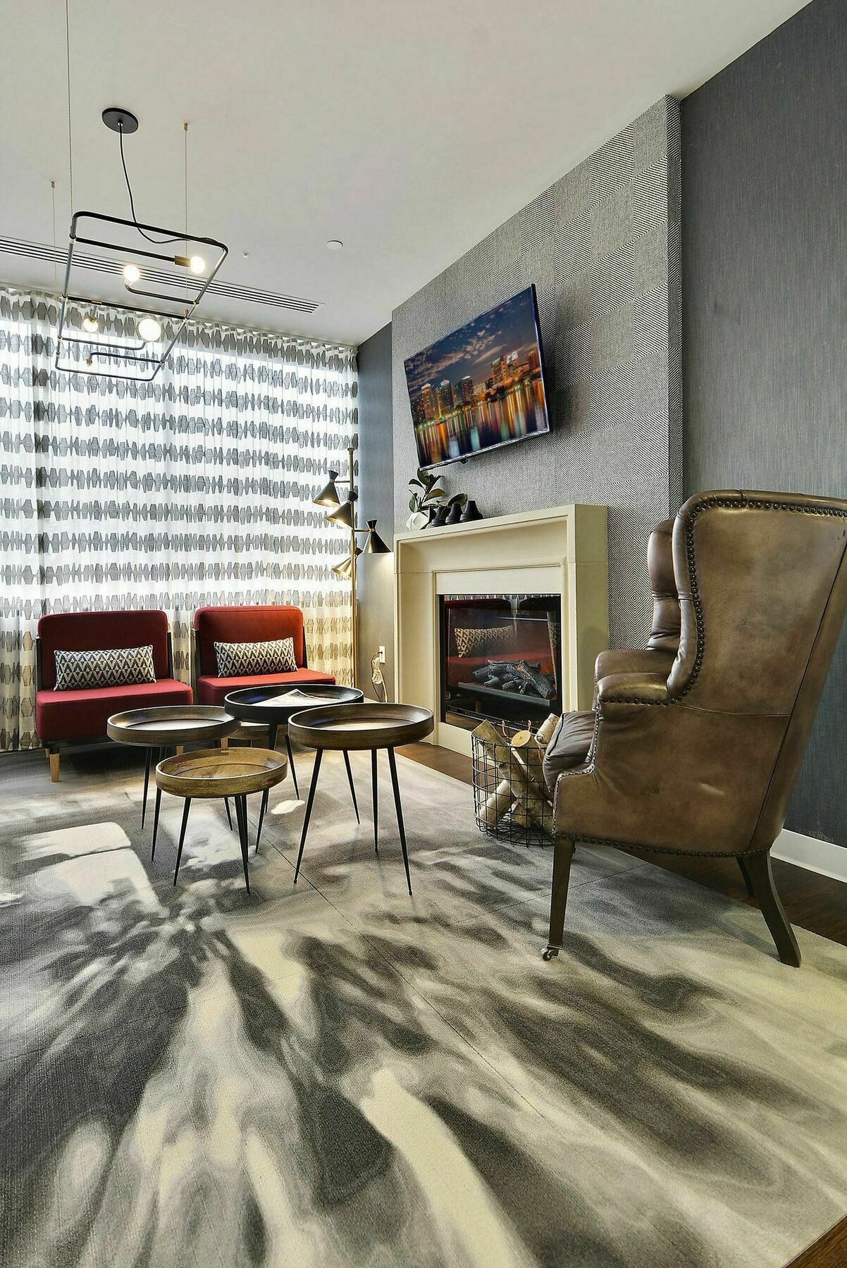 Heeton Concept Queen Street Aparthotel 4*