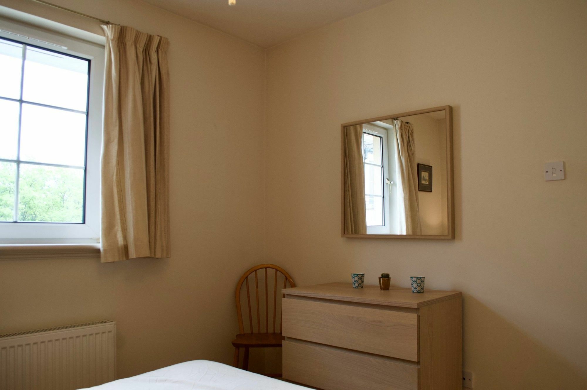 Apartment Bright 1 Bedroom In *