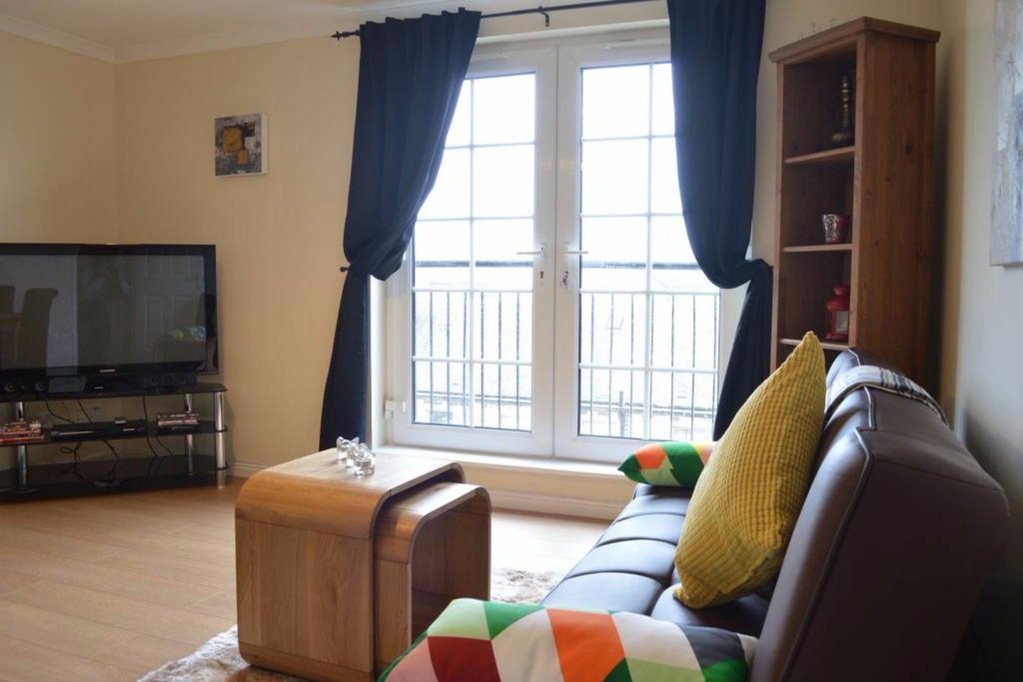 2 Bedroom Off Leith Walk Sleeps 5