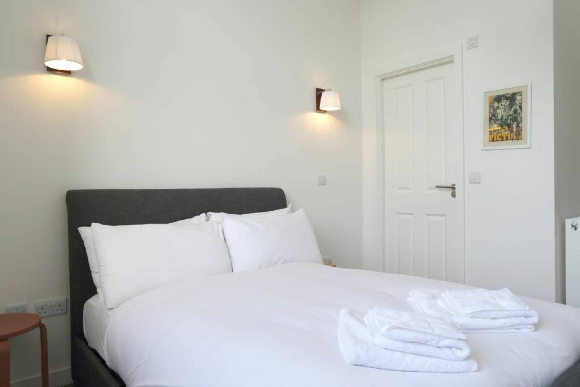 Apartment Spacious 2 Bedroom Loft In Converted School! Edinburgh