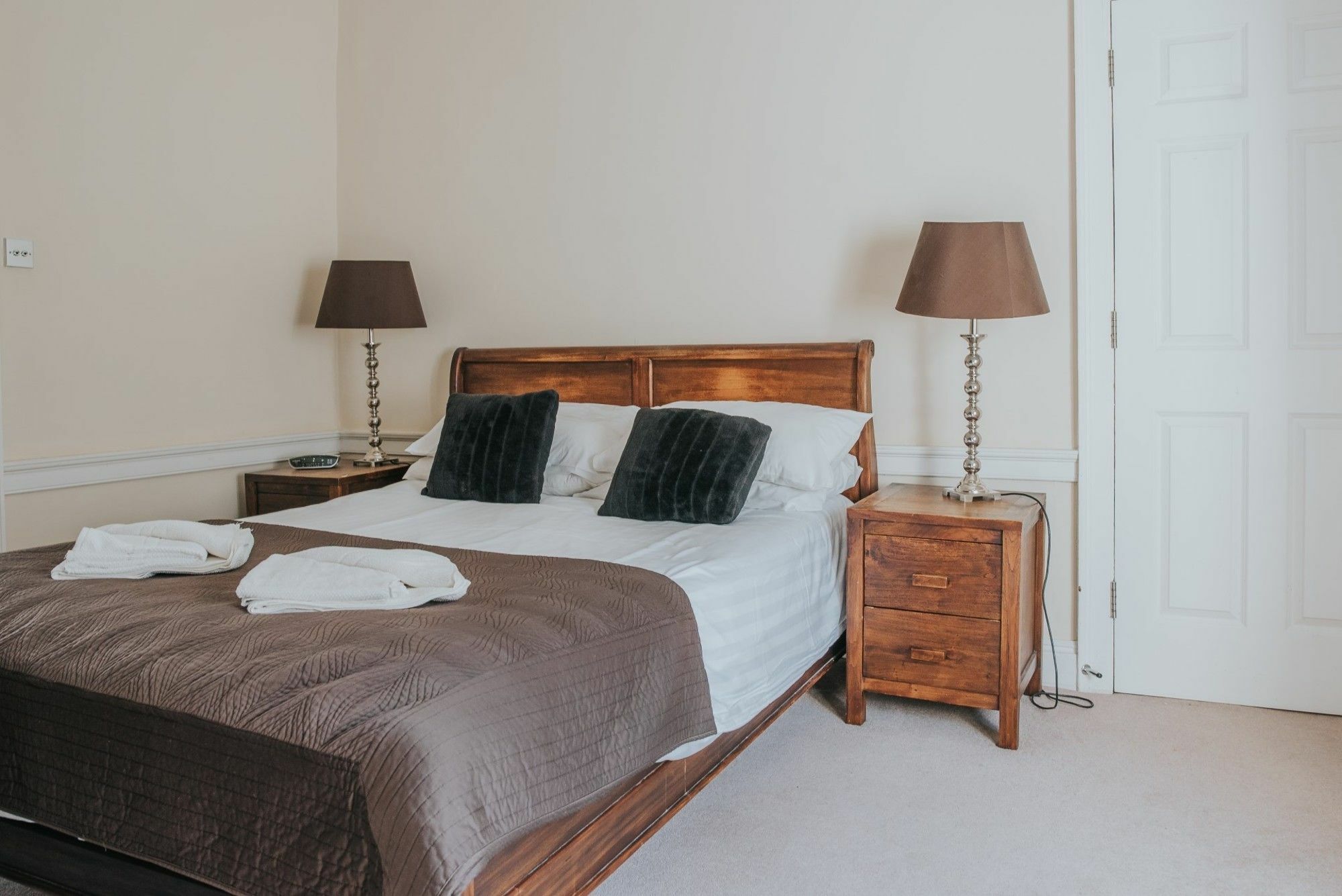 Apartment Reizand Apartments, Young St *