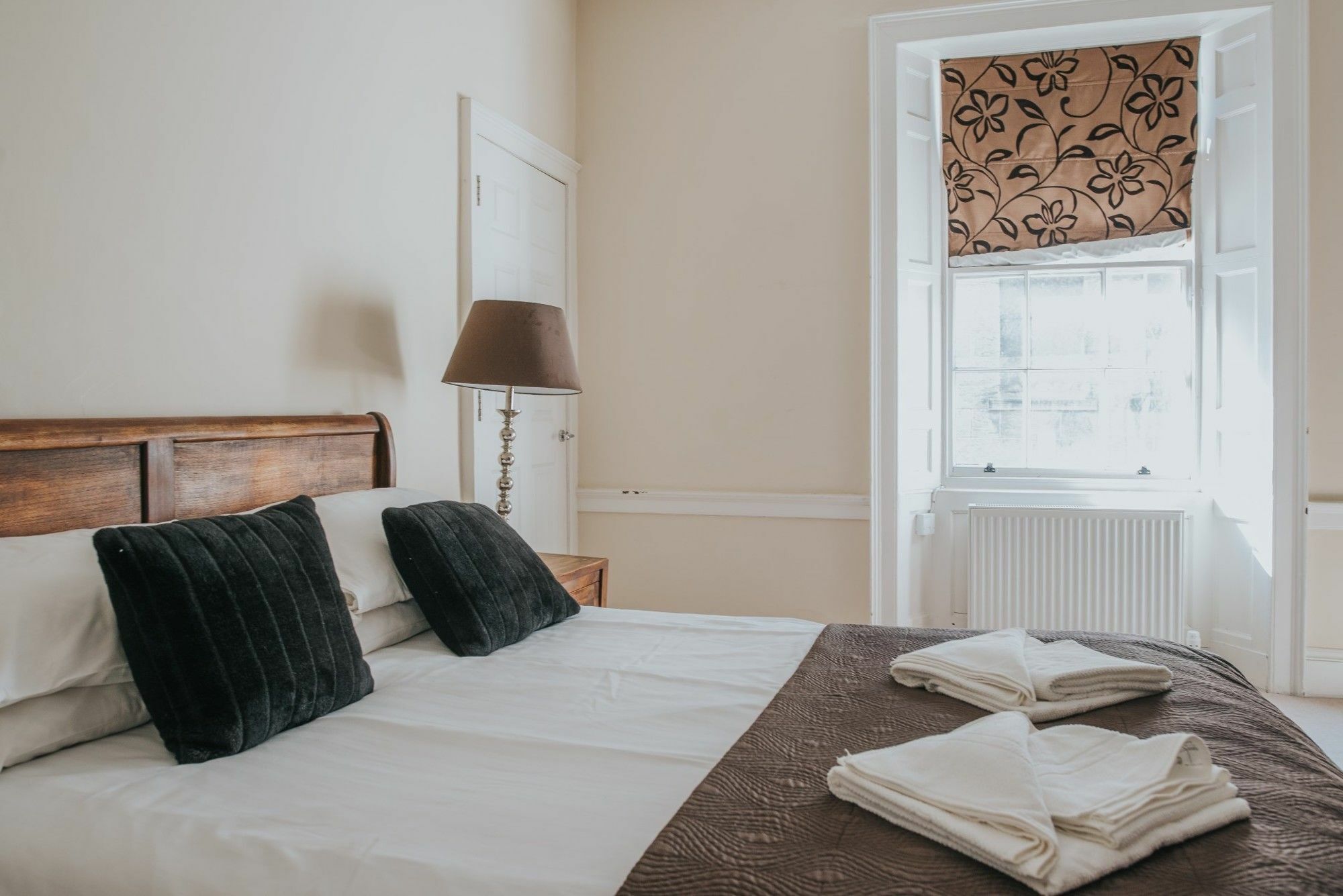 Reizand Apartments, Young St Apartment Edinburgh