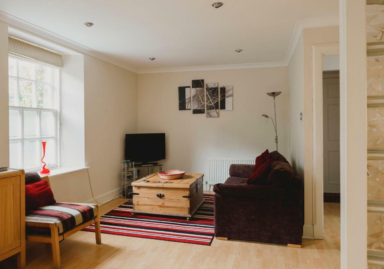 Apartment Lovely Mews In Circus Lane Near Car Park *