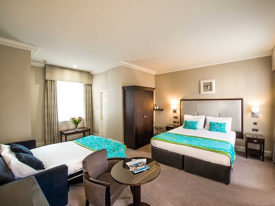 Leonardo Hotel