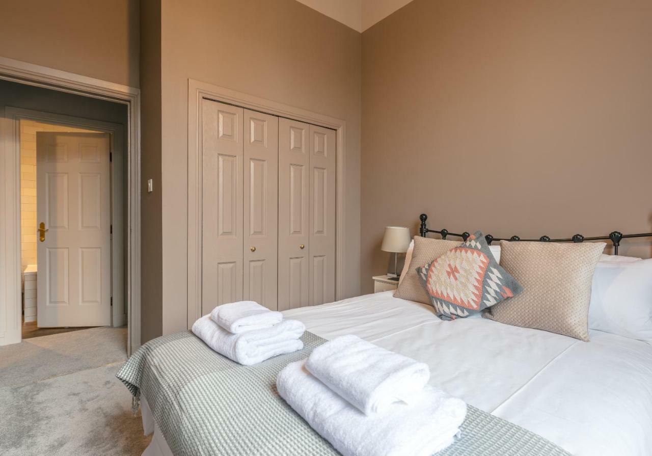 The Clarence Street Apartment