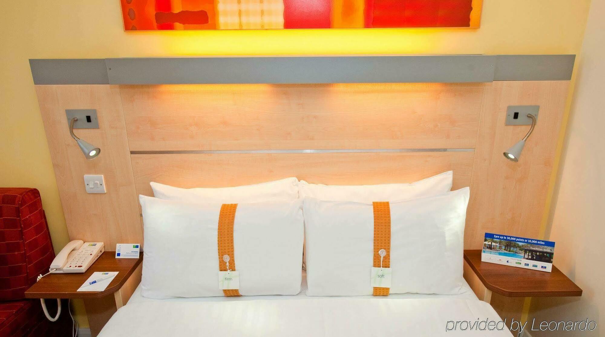 Express Centre By Ihg 3*