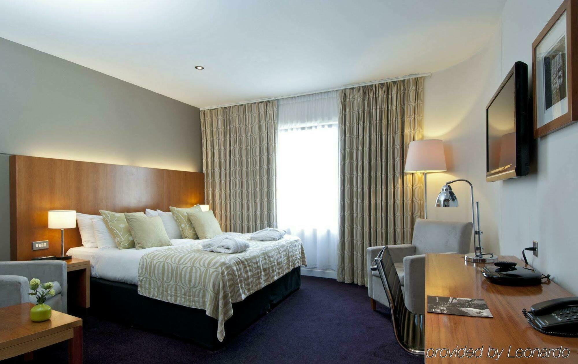Hotel Apex Of 4*