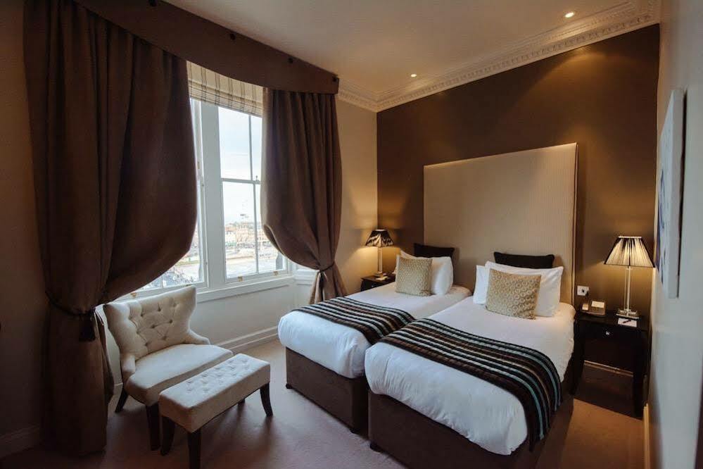 Hotel Fraser 4*
