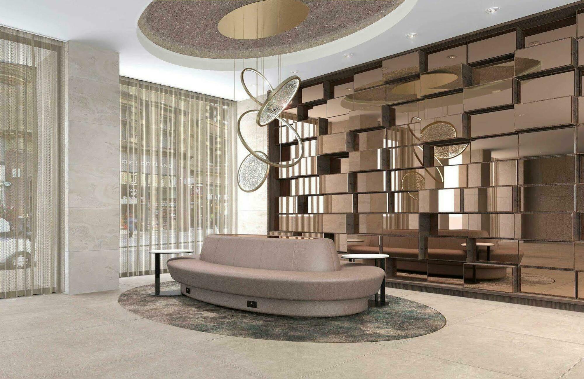 Hilton Carlton Hotel