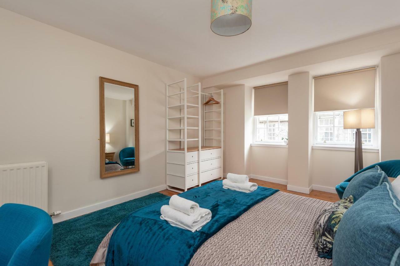 Royal Mile 2 Bedroom Next To The Castle *