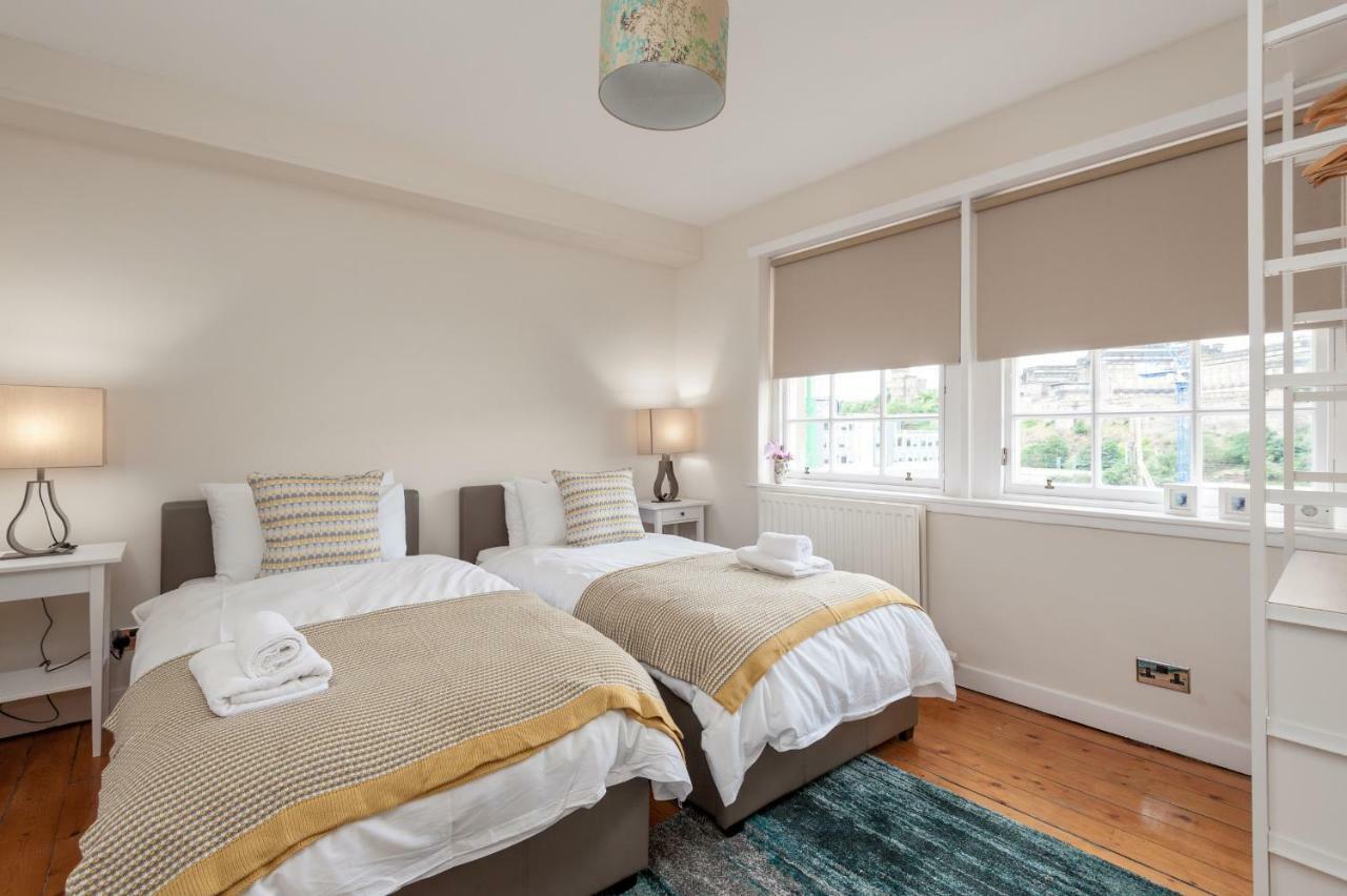Royal Mile 2 Bedroom Next To The Castle * Edinburgh