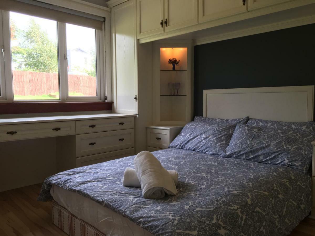 Mid Liberton * Edinburgh