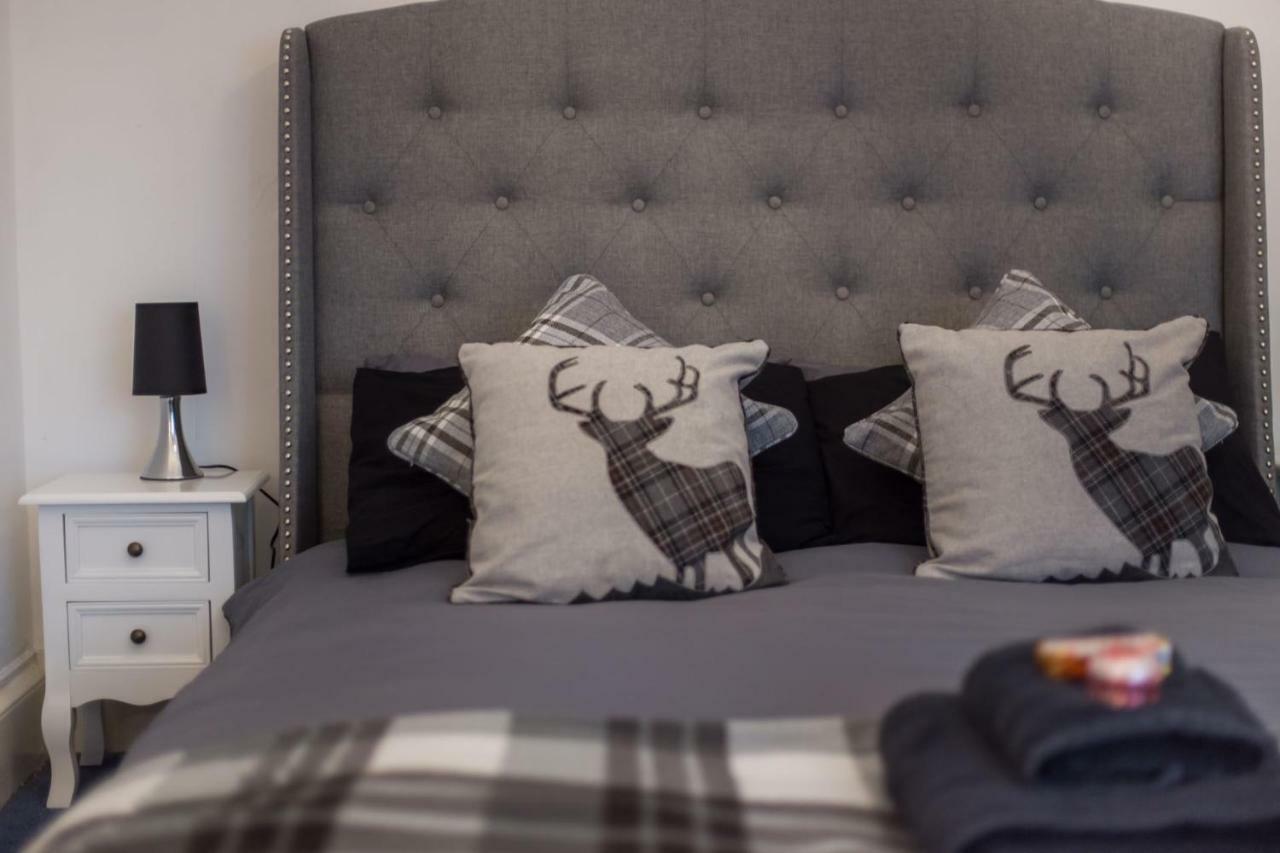 The Tartan Stag * EDI