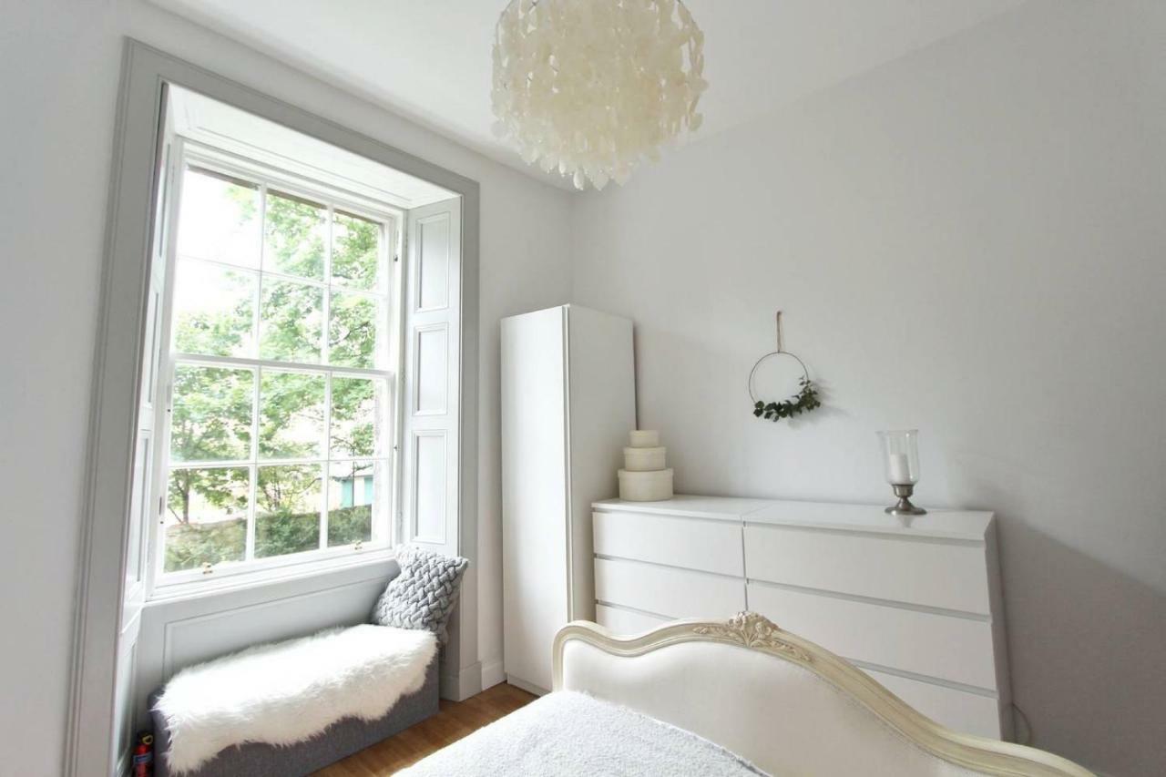 Apartment Henderson Row - Cosy New Town Apt 10 Minutes Walk From Princes St