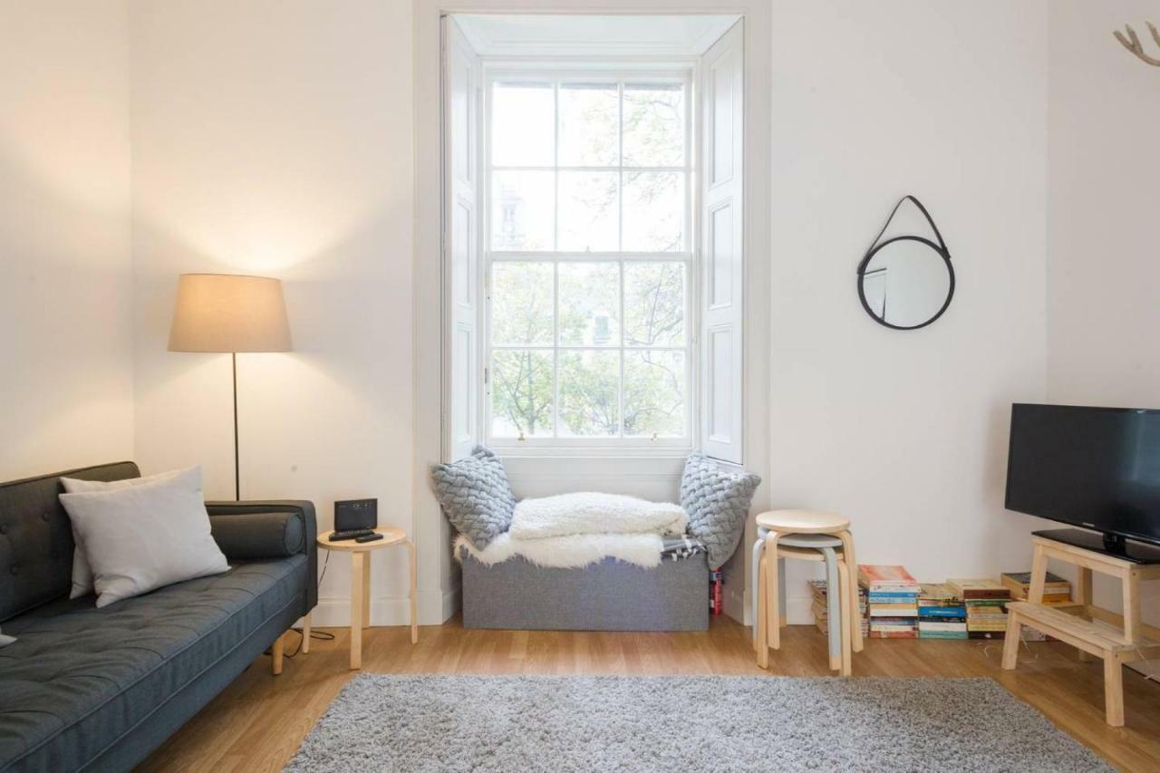 Henderson Row - Cosy New Town Apt 10 Minutes Walk From Princes St Apartment *