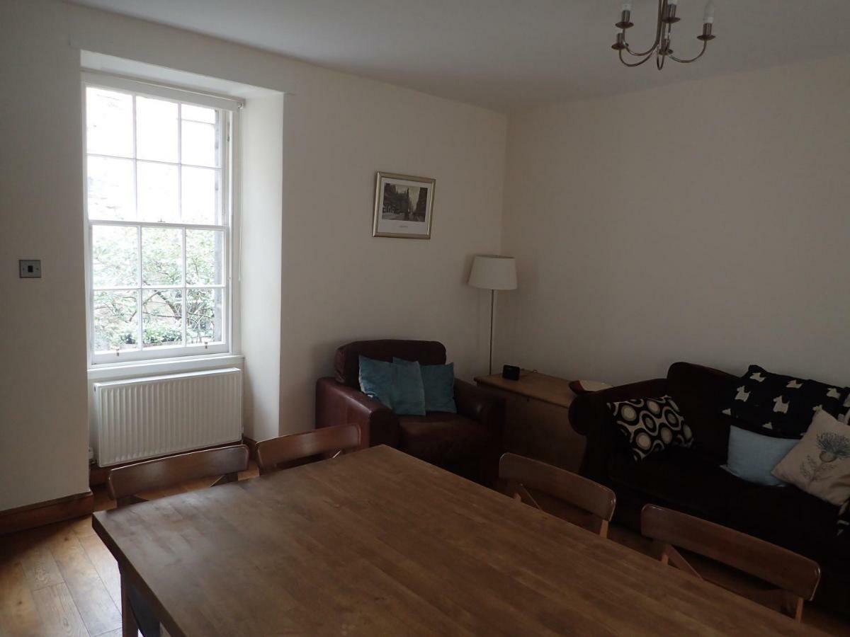 Central - 1f1 Worlds End Close Apartment *