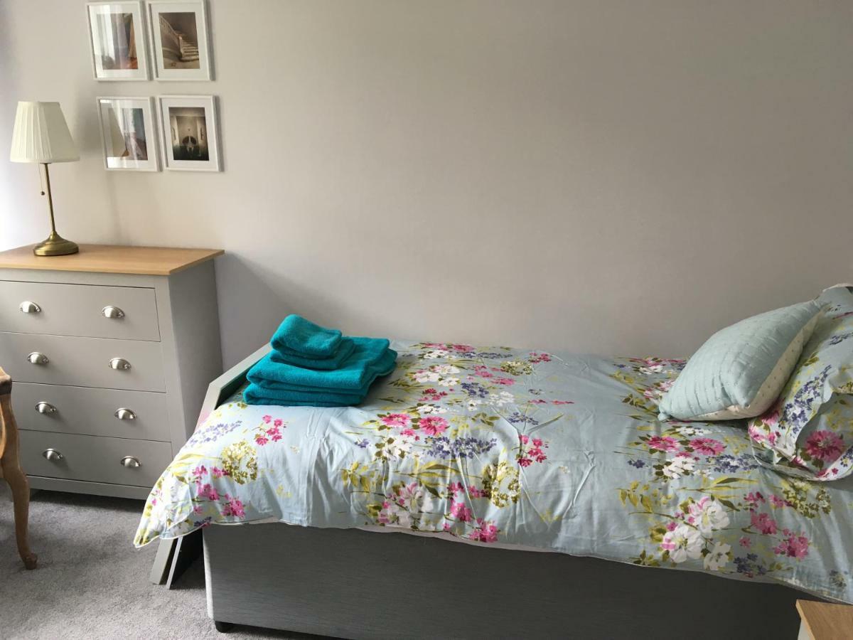 34 Learmonth Avenue Apartment