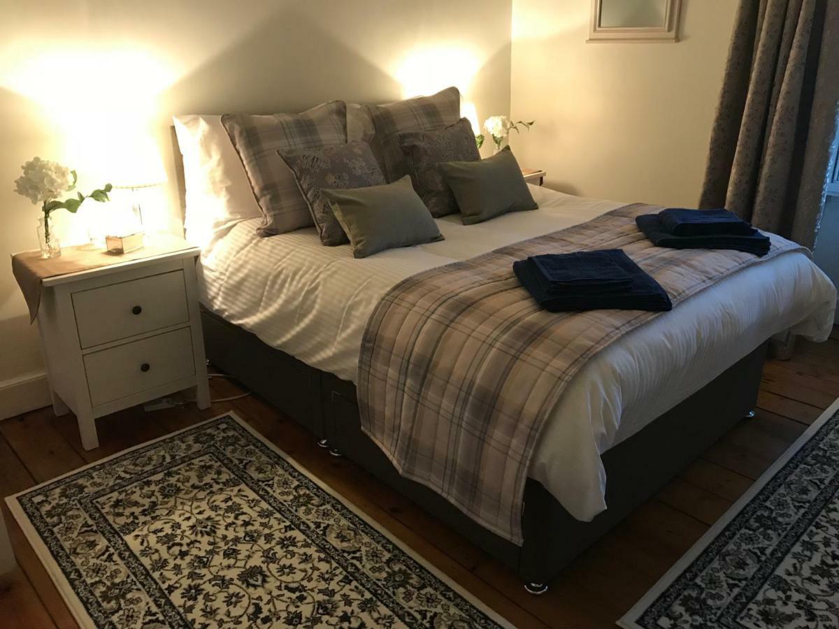 Luxury City Centre Penthouse Apartment *