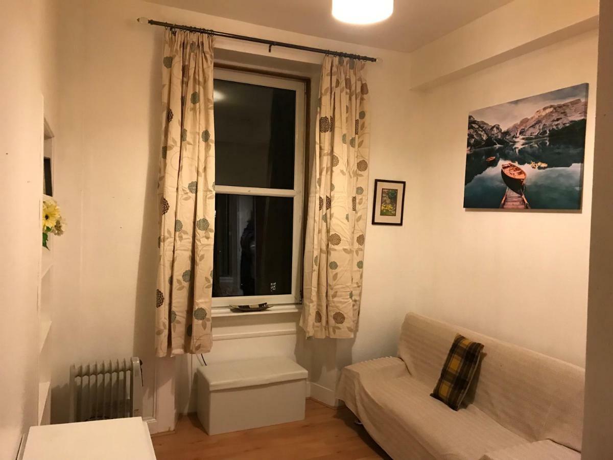 St Leonard Street Apartment *