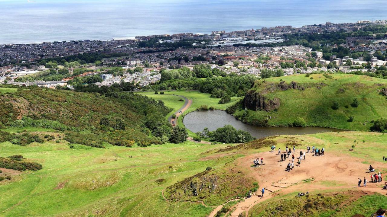 Lochend - Stunning View Apartment EDI