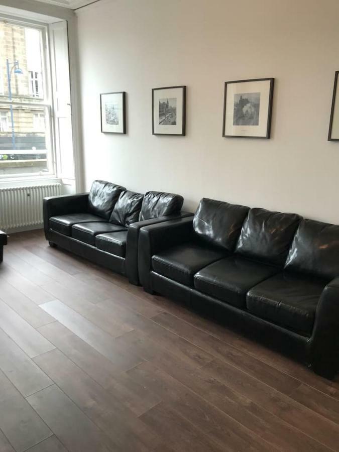 Apartment Central Lothian Road Sleeps Upto 16 Edinburgh