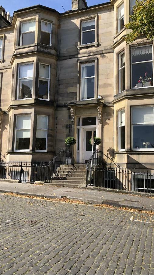 Beautiful Belgrave Garden Apt. Apartment *