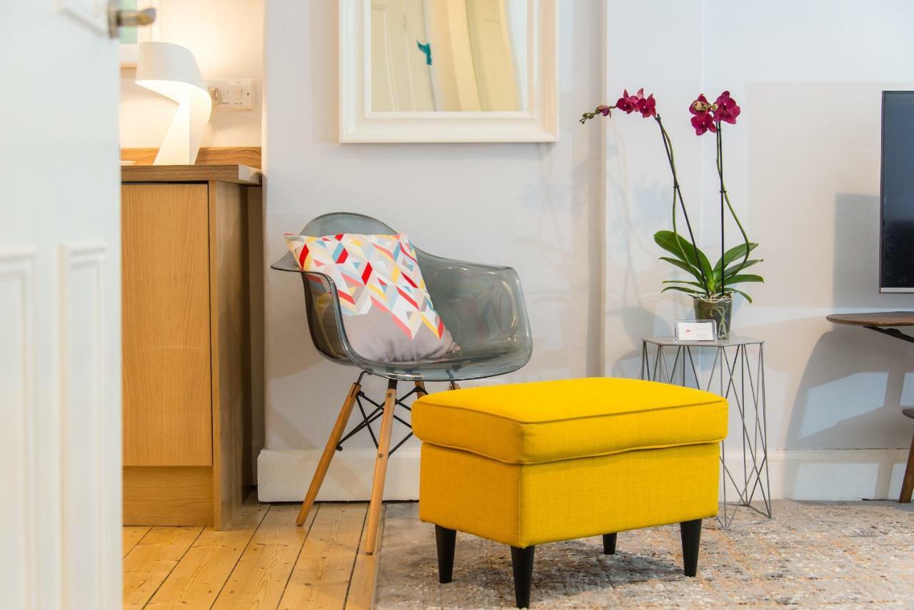Scottish - Edina Place Apartment