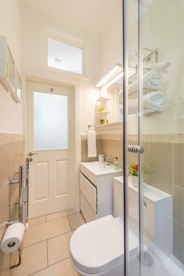 Scottish - Edina Place Apartment Edinburgh